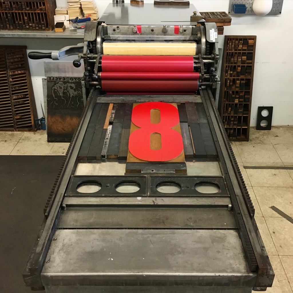 Huge wood type on the Vandercook SP20 at Baltimore Print Studios - Baltimore, MD